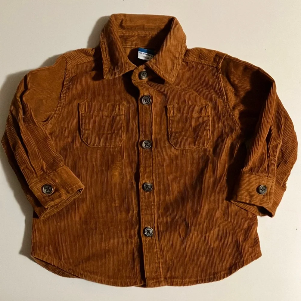 🌻Old navy corduroy long sleeve shirt 3/6 mo